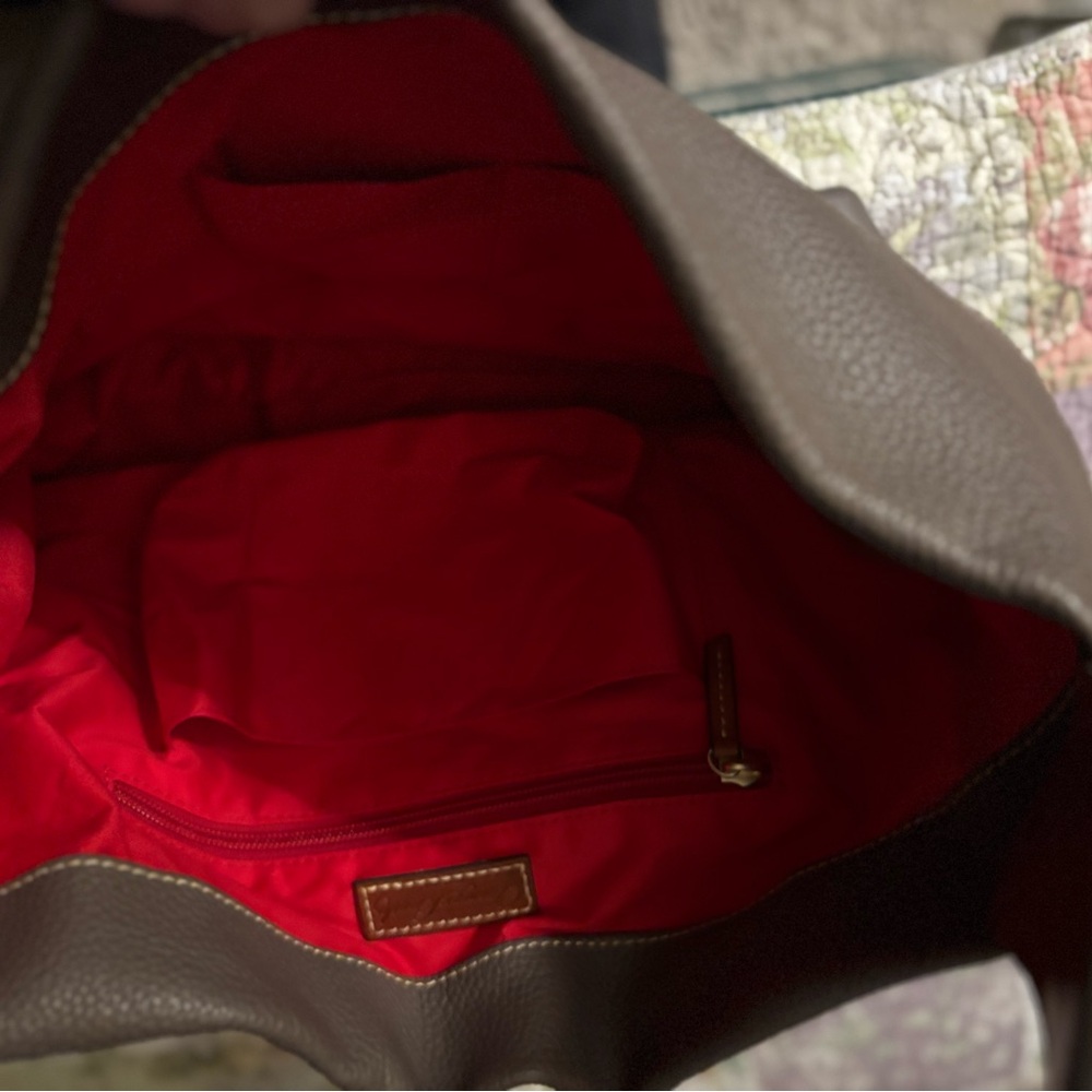 Brand new Dooney & Bourne handbag - Picture 5 of 6